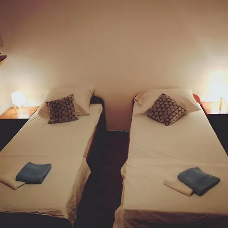 Niko Apartment