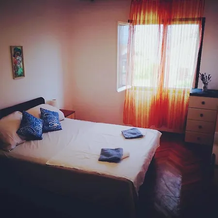 Apartment Niko *