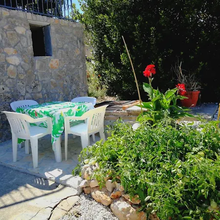 Niko Apartment Preko
